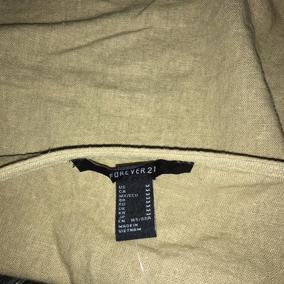 Forever 21 size medium Crop top - Picture 6 of 6